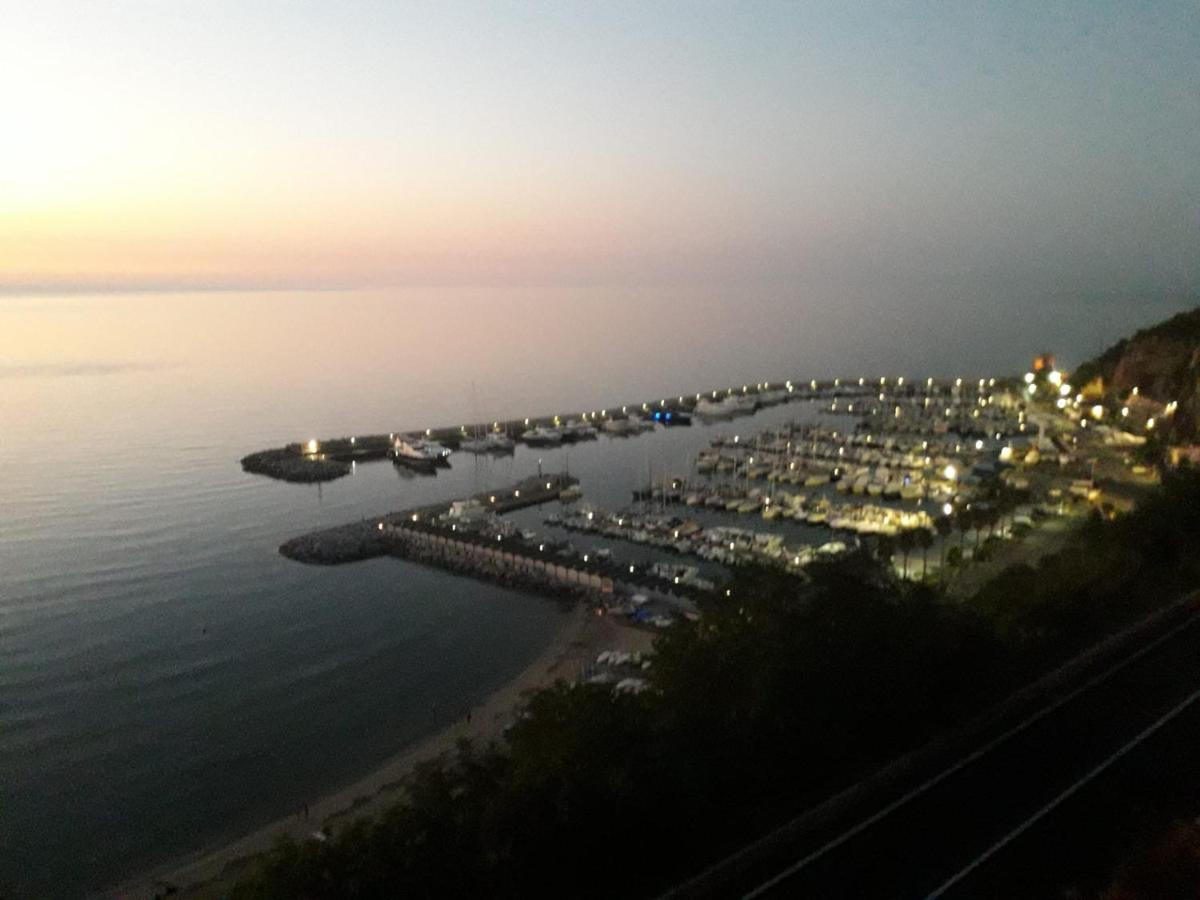 B&B Nido Sul Mare Alassio Buitenkant foto